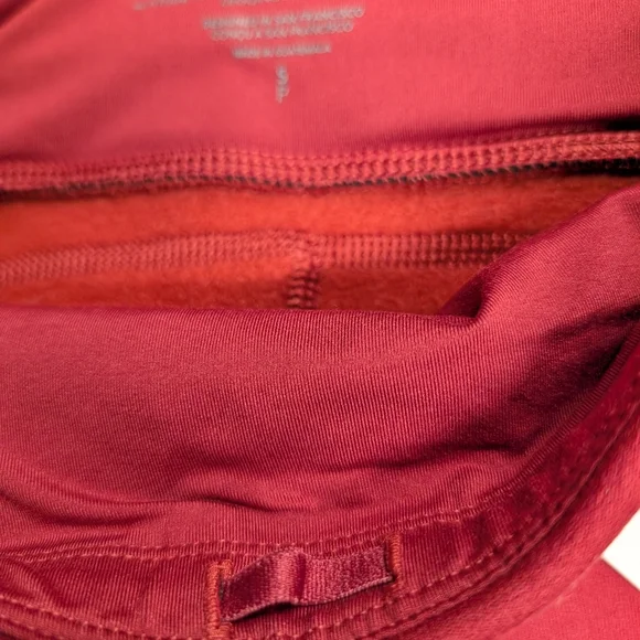 Athleta altitude Tight Bnwt Fleece Lined Red Leggings Small - Picture 6 of 10